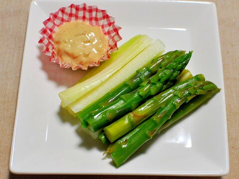 セロリ＆アスパラdeゆず味噌のバーニャカウダー風